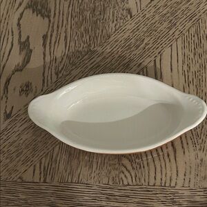 Vintage Hall Pottery #527 Oval baking dish with handles